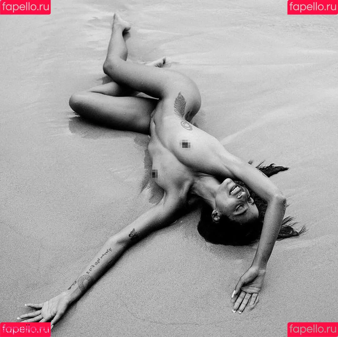 Badgyelkeke Onlyfans Photo Gallery 