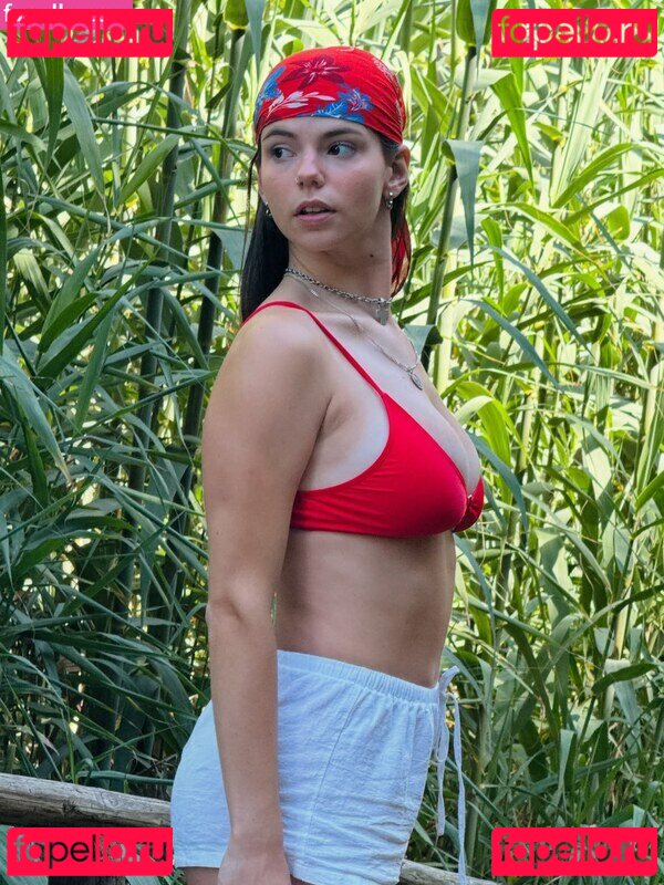 Margarida Almeida Nude Onlyfans Photo 12