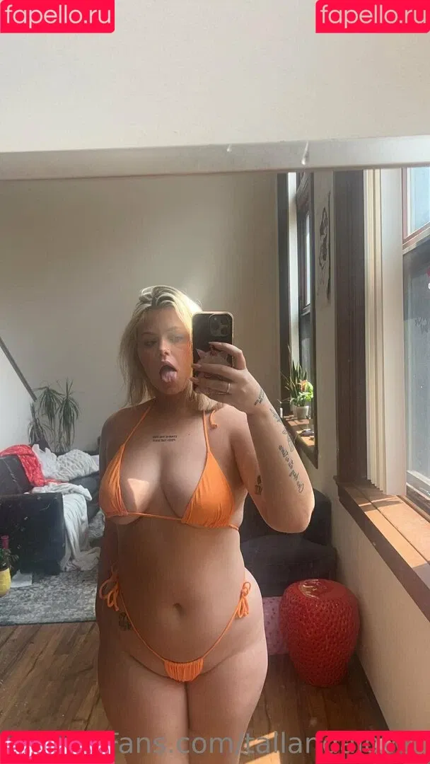 tallandalover Onlyfans Photo Gallery 