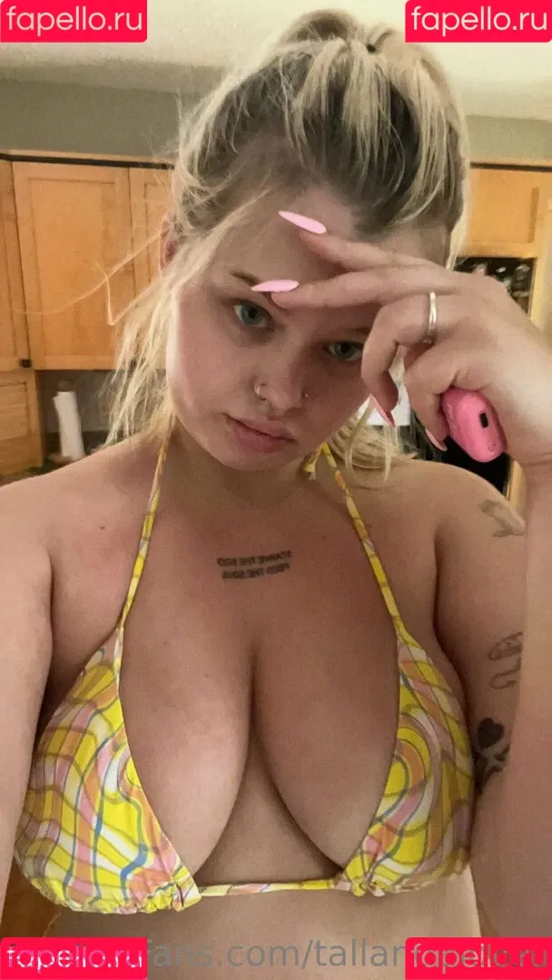 tallandalover Onlyfans Photo Gallery 
