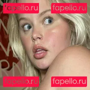 tallandalover Onlyfans Photo Gallery 