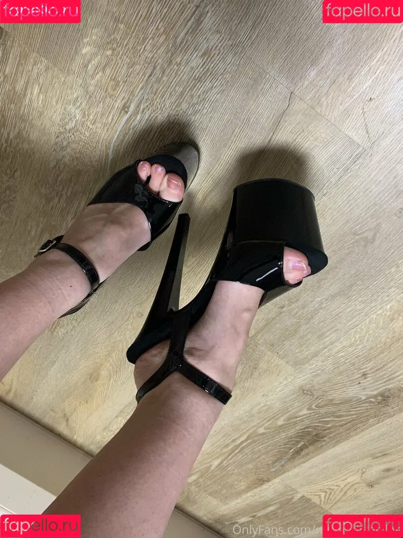mujpodivnejlife Onlyfans Photo Gallery 
