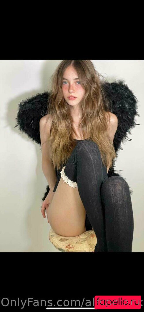 Aleja Crack Nude Onlyfans Photo 33
