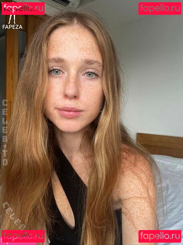 Xenia Squirrel Nude Onlyfans Photo 7