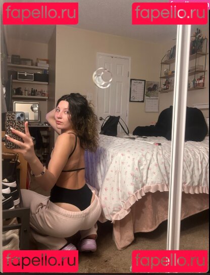 Ella Lauryn Nude Onlyfans Photo 4