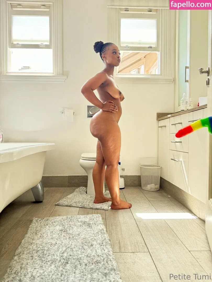 petitetumi Onlyfans Photo Gallery 