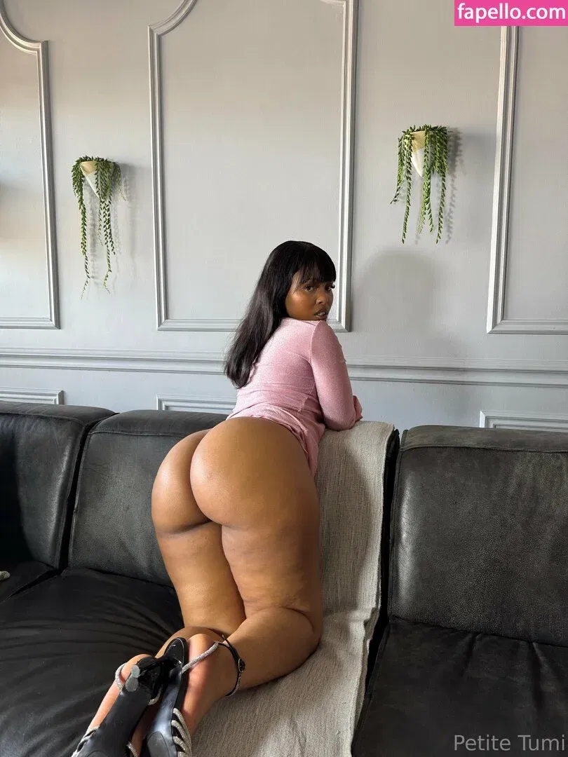 petitetumi Onlyfans Photo Gallery 