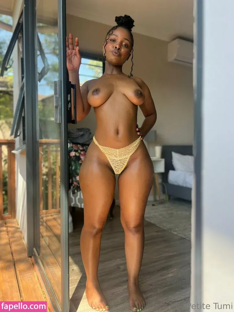 petitetumi Onlyfans Photo Gallery 