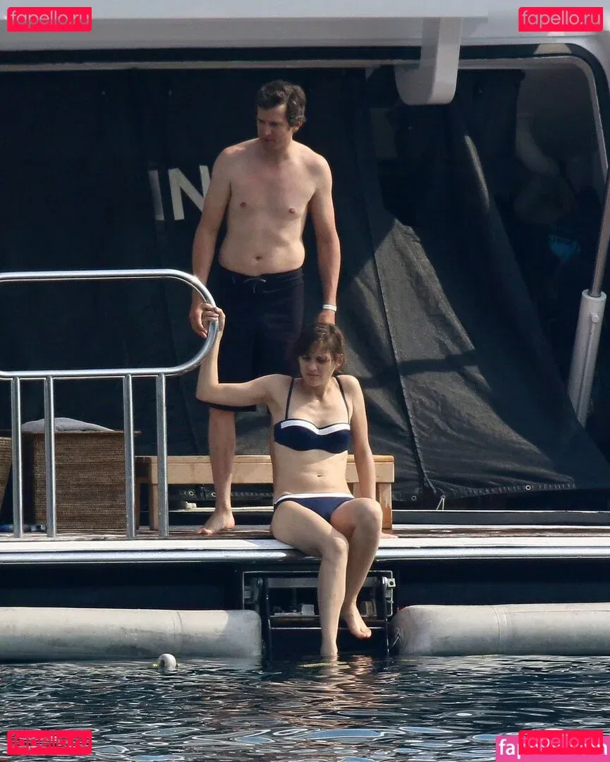 Marion Cotillard Onlyfans Photo Gallery 