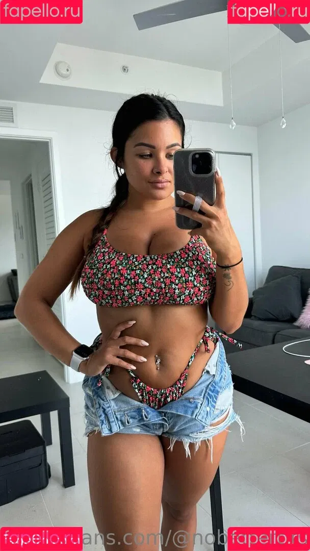 nobettertits Onlyfans Photo Gallery 