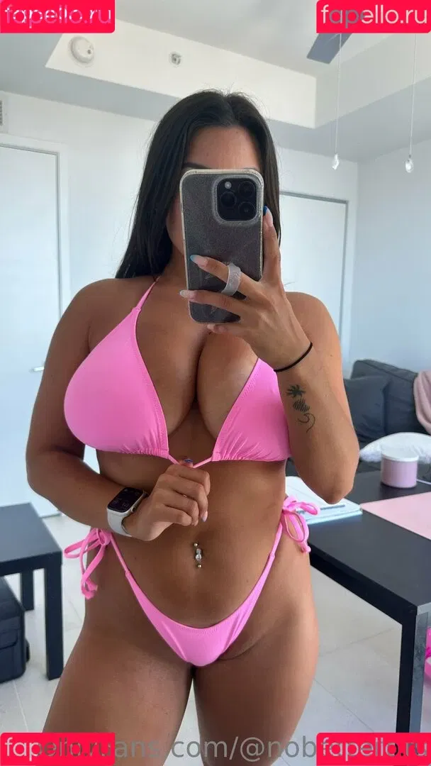 nobettertits Onlyfans Photo Gallery 