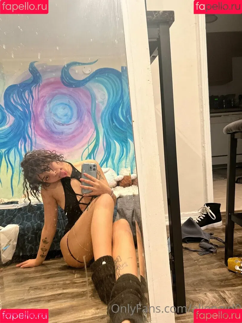 aliengirl0 Onlyfans Photo Gallery 
