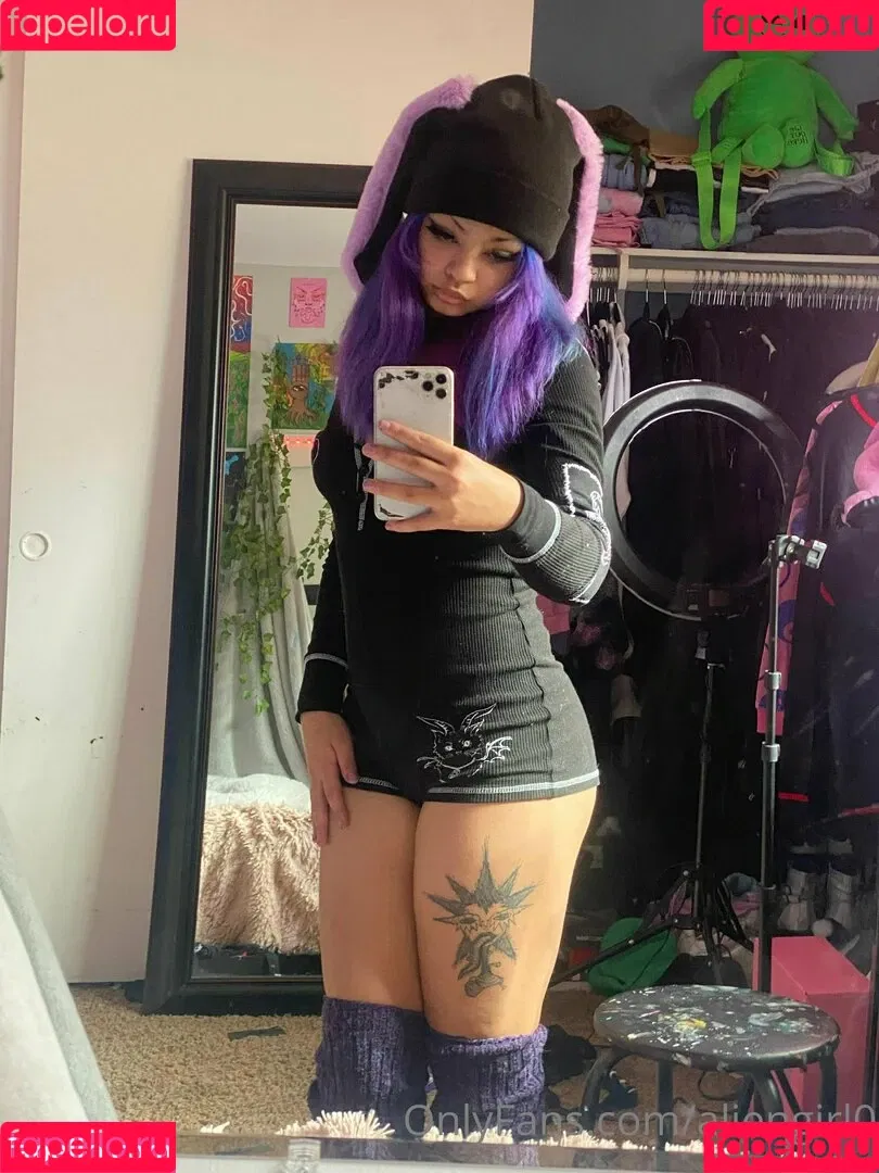 aliengirl0 Onlyfans Photo Gallery 
