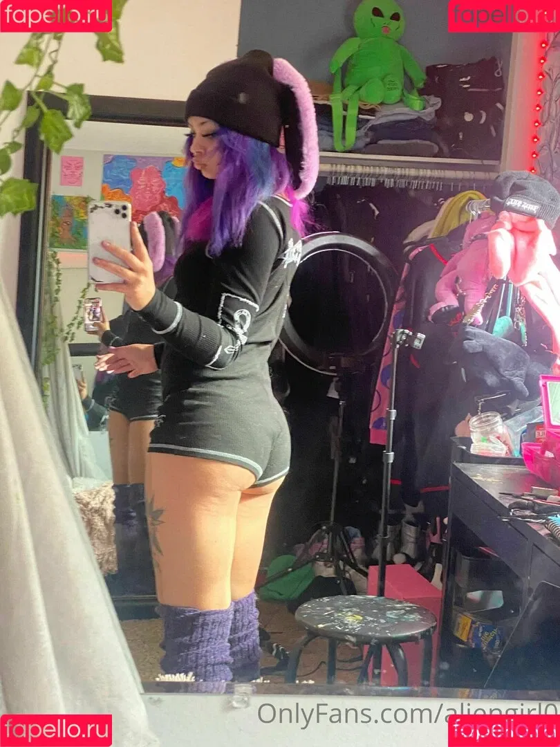 aliengirl0 Onlyfans Photo Gallery 