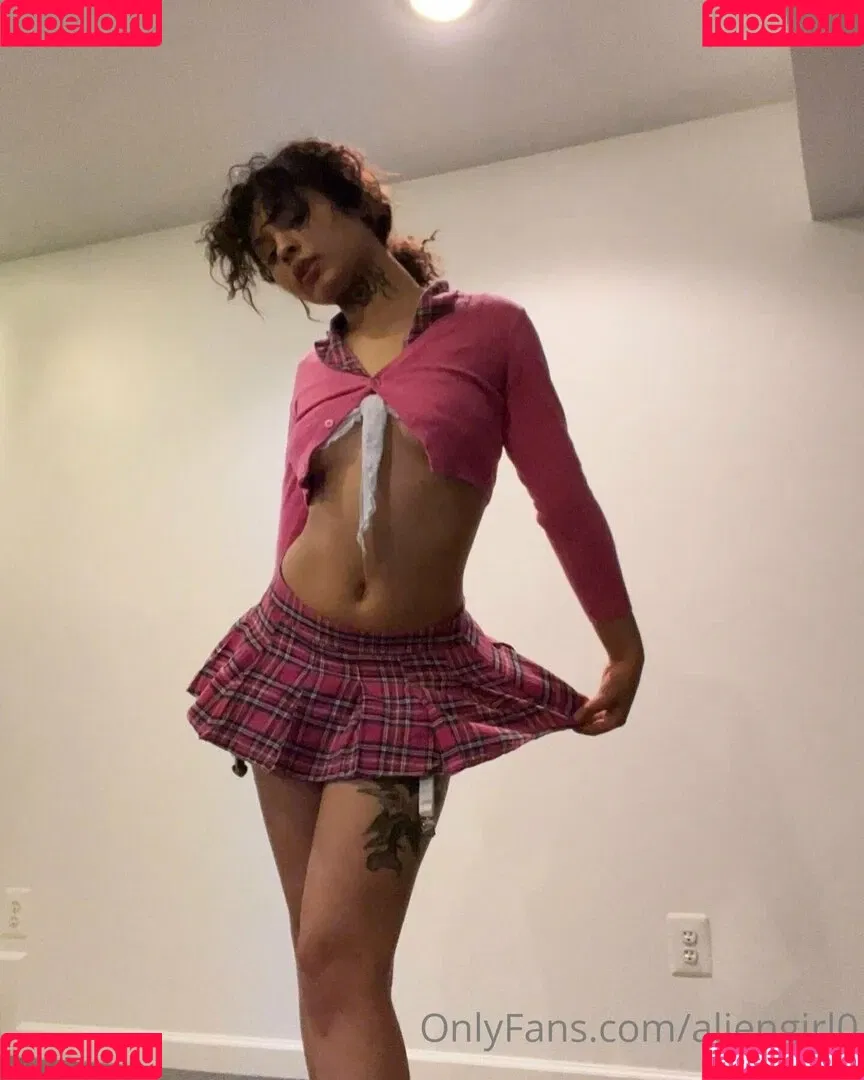aliengirl0 Onlyfans Photo Gallery 
