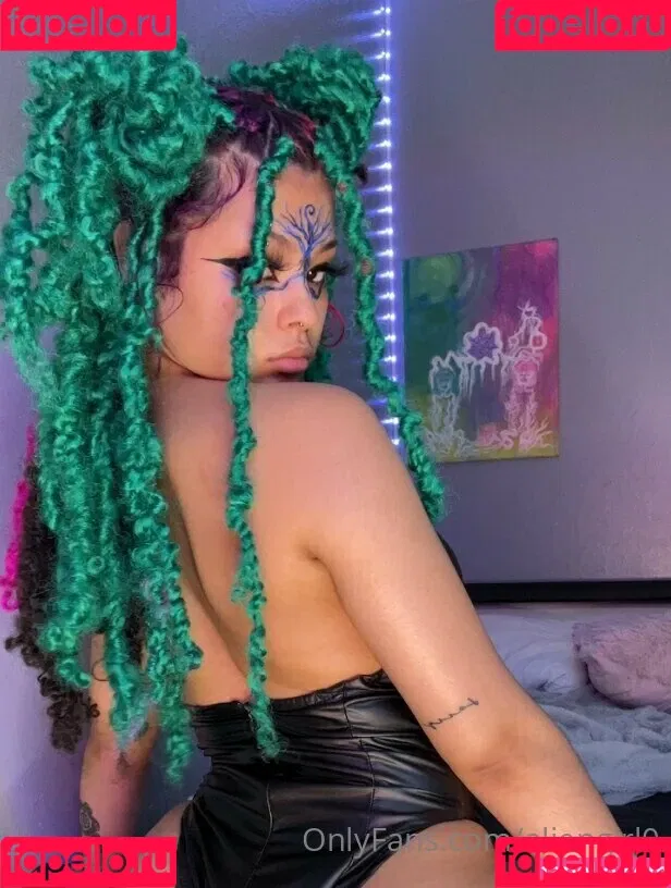 aliengirl0 Onlyfans Photo Gallery 