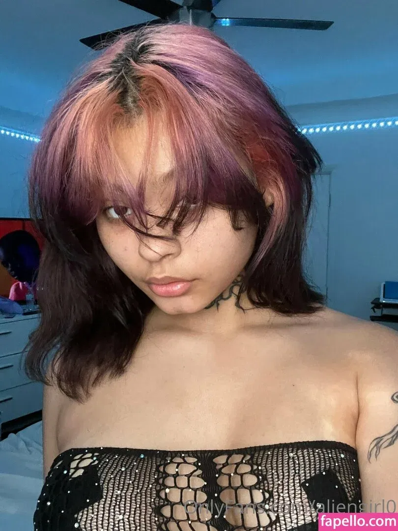 aliengirl0 Onlyfans Photo Gallery 