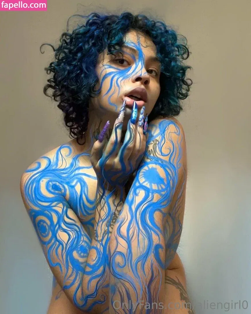 aliengirl0 Onlyfans Photo Gallery 