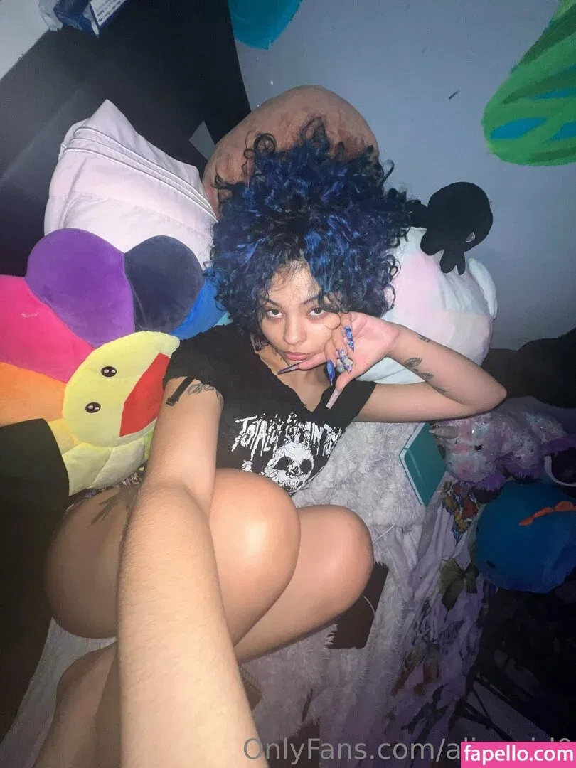 aliengirl0 Onlyfans Photo Gallery 