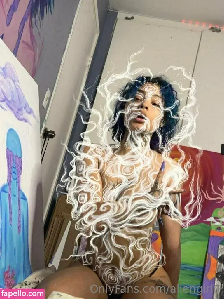 aliengirl0 Onlyfans Photo Gallery 