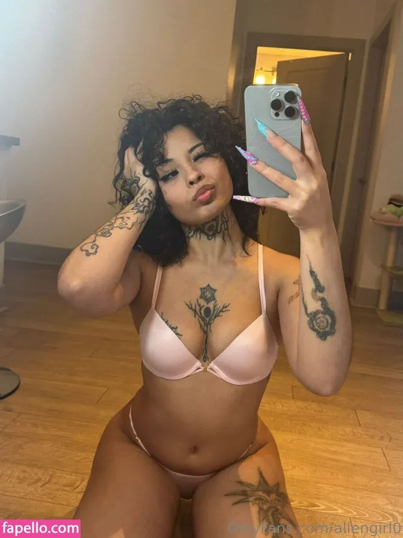 aliengirl0 Onlyfans Photo Gallery 