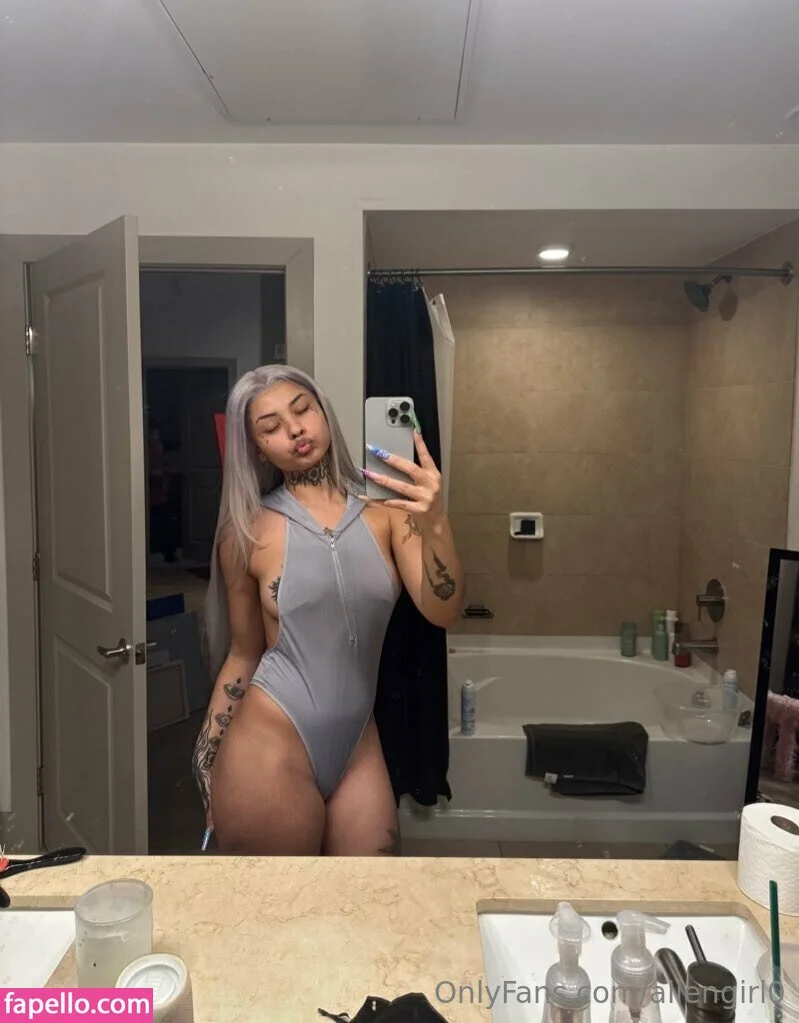 aliengirl0 Onlyfans Photo Gallery 