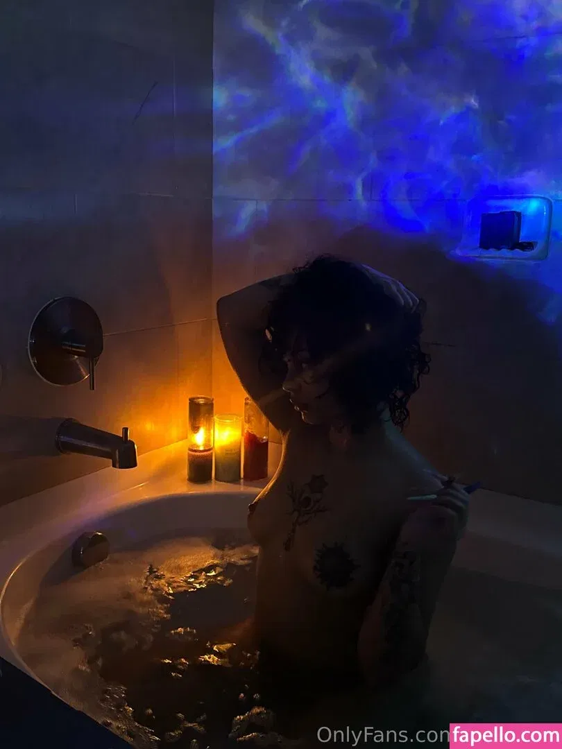 aliengirl0 Onlyfans Photo Gallery 