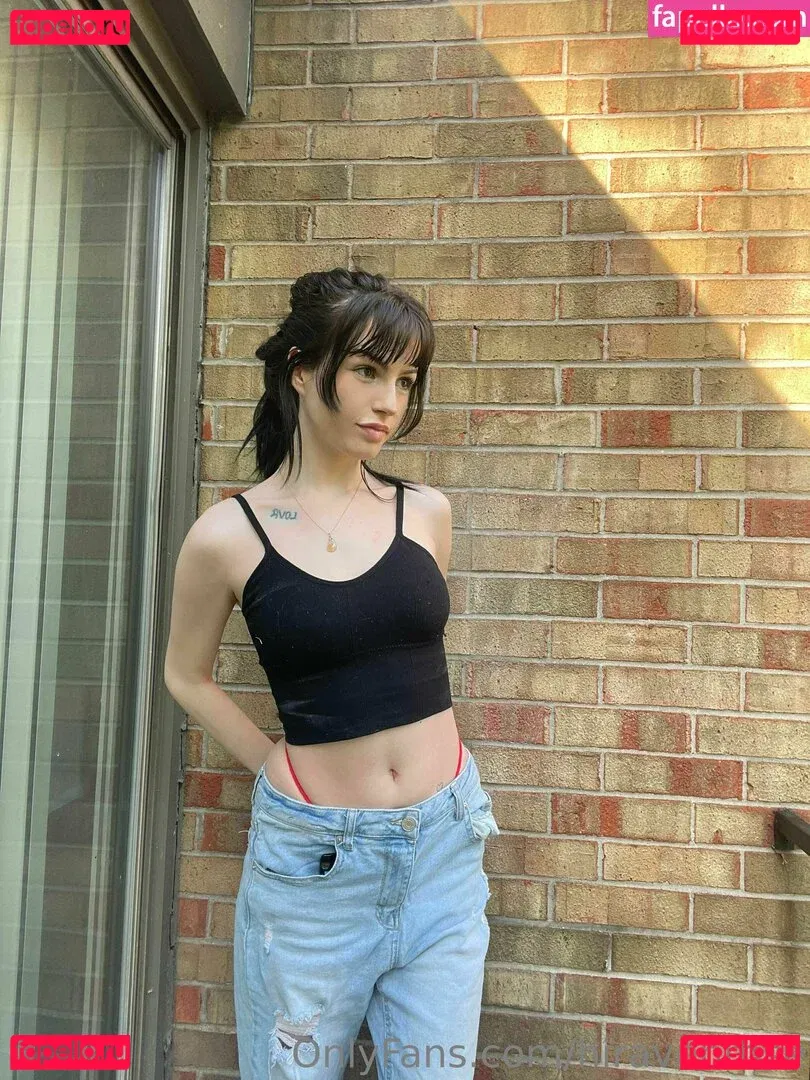 hiravenrose Onlyfans Photo Gallery 