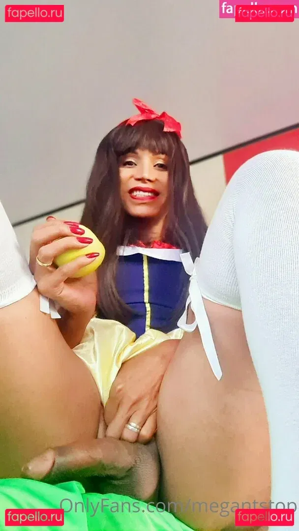 megantstop Onlyfans Photo Gallery 