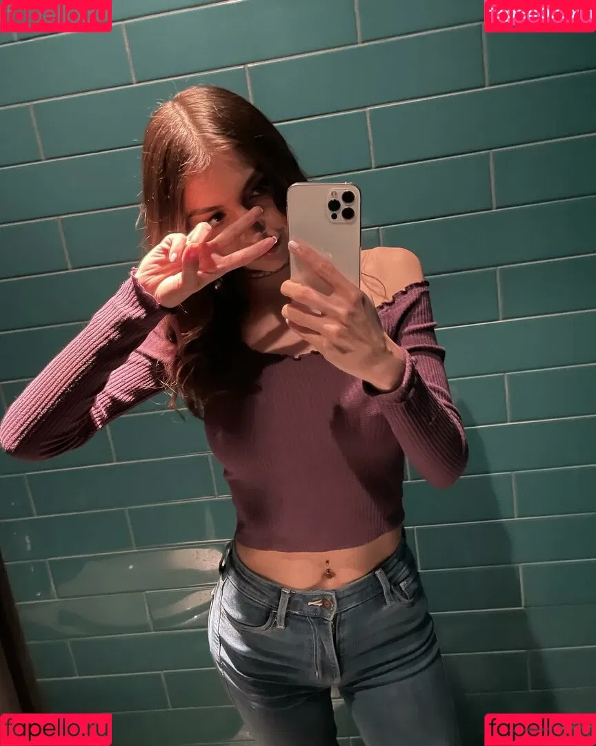 ChloeNight Onlyfans Photo Gallery 