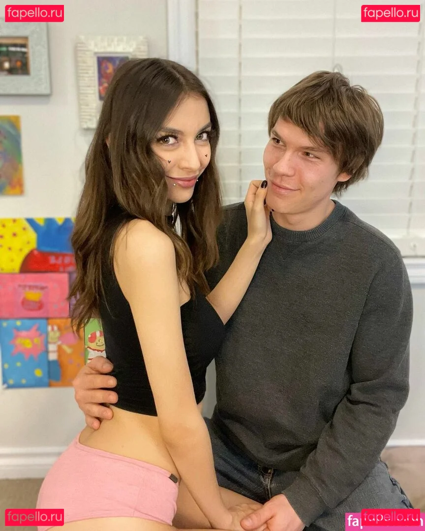 ChloeNight Onlyfans Photo Gallery 