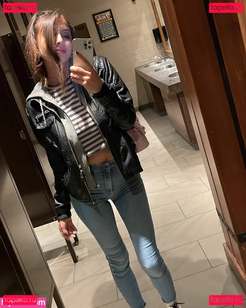 ChloeNight Onlyfans Photo Gallery 