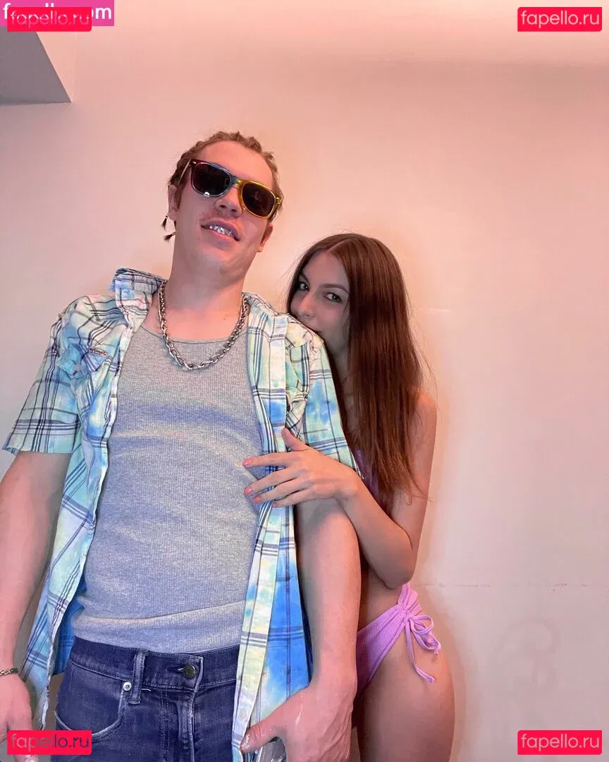 ChloeNight Onlyfans Photo Gallery 