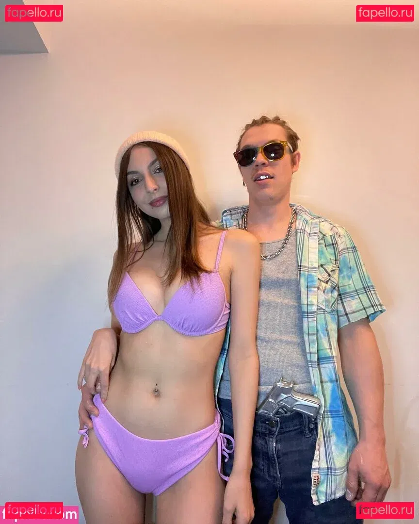 ChloeNight Onlyfans Photo Gallery 