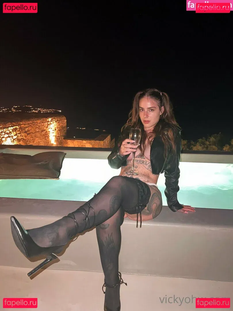 vickyohw Onlyfans Photo Gallery 