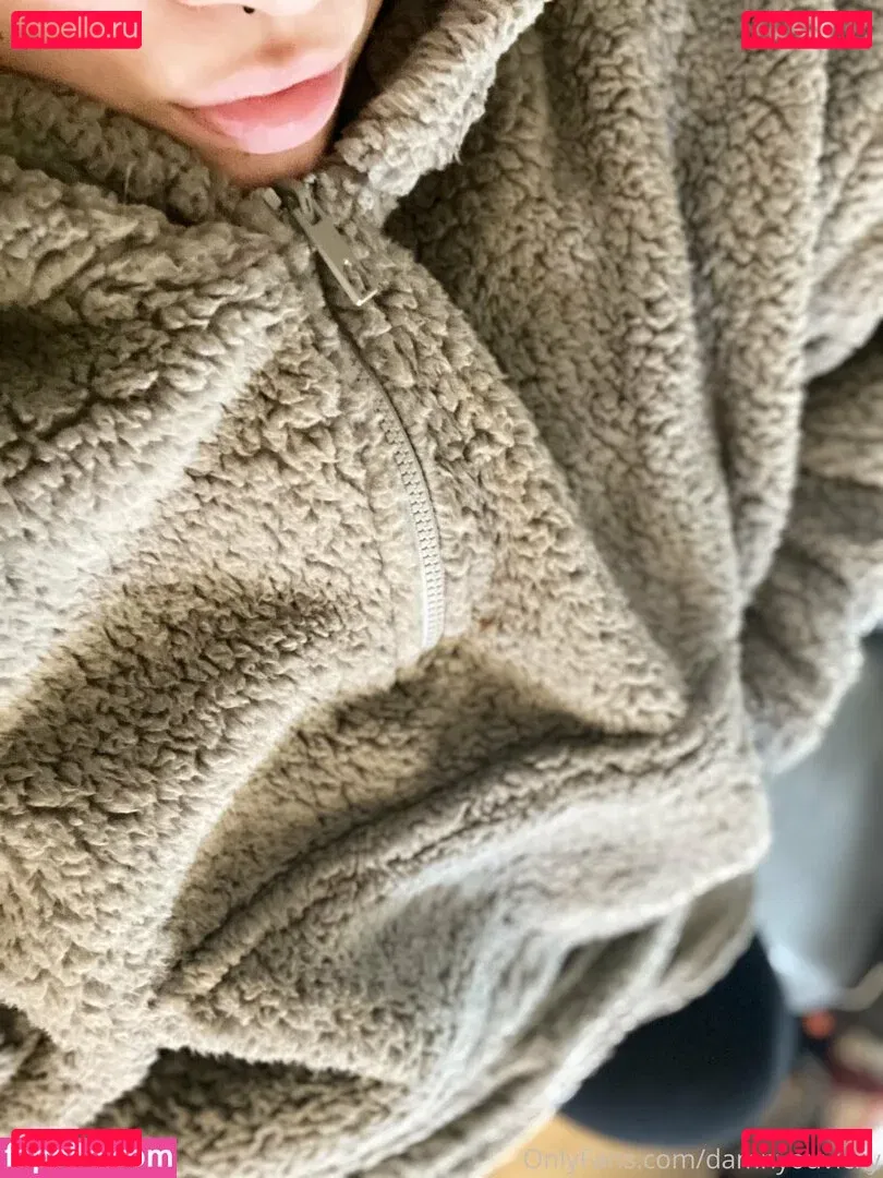 damnyouvicky Onlyfans Photo Gallery 