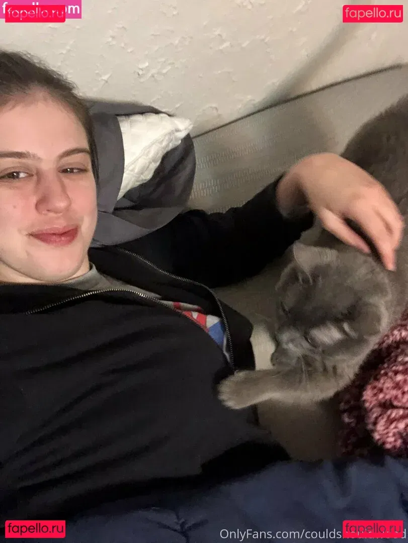 couldshouldwood Onlyfans Photo Gallery 