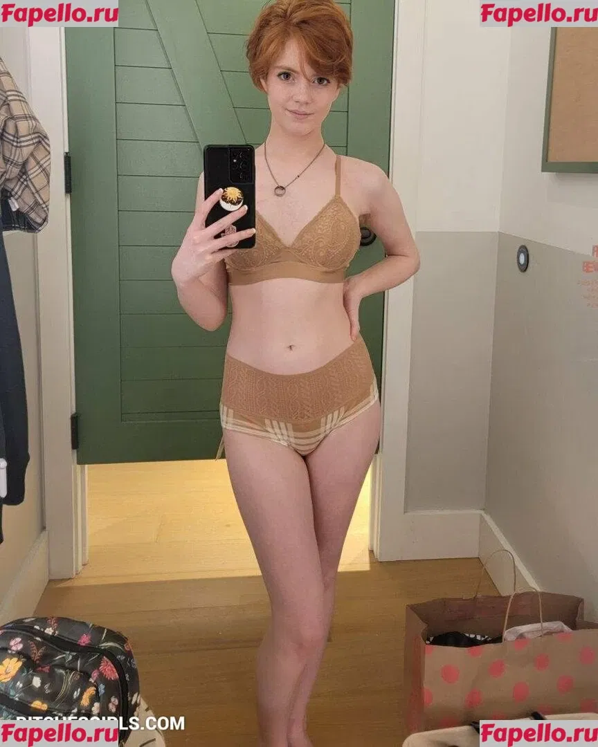 Willow.Trie Onlyfans Photo Gallery 