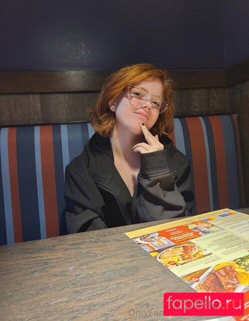 Willow.Trie Onlyfans Photo Gallery 