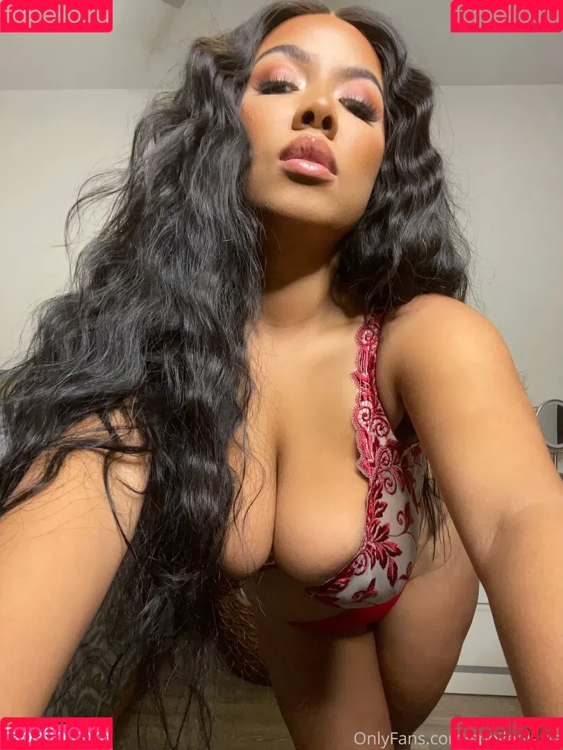 spoiledlayla Onlyfans Photo Gallery 