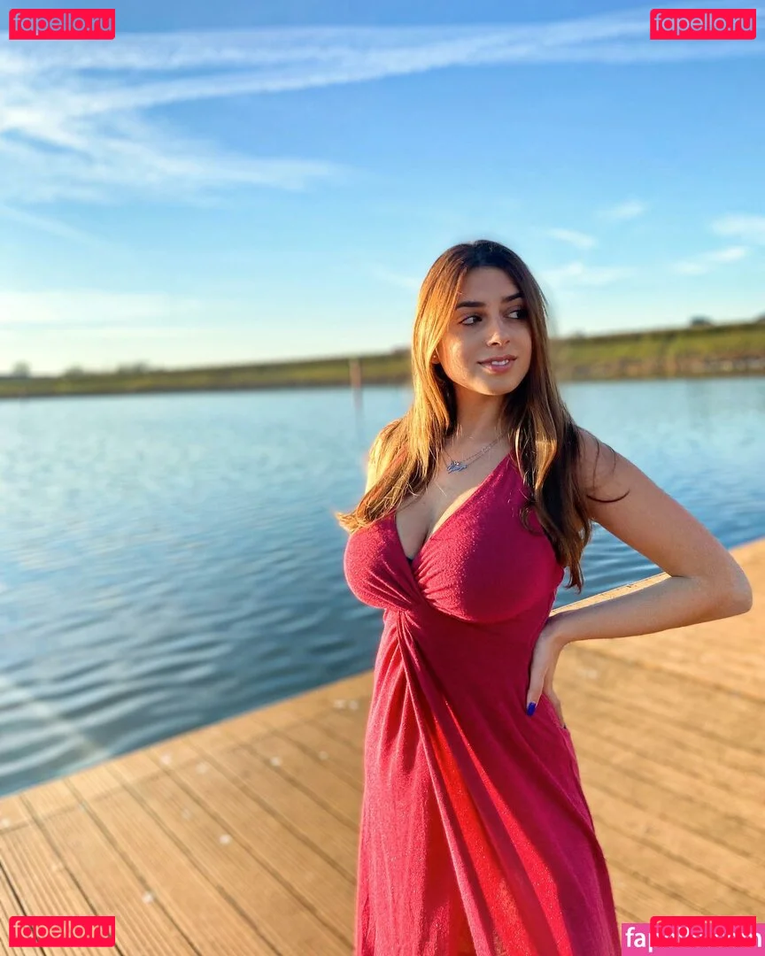 Giusy Piazza Onlyfans Photo Gallery 