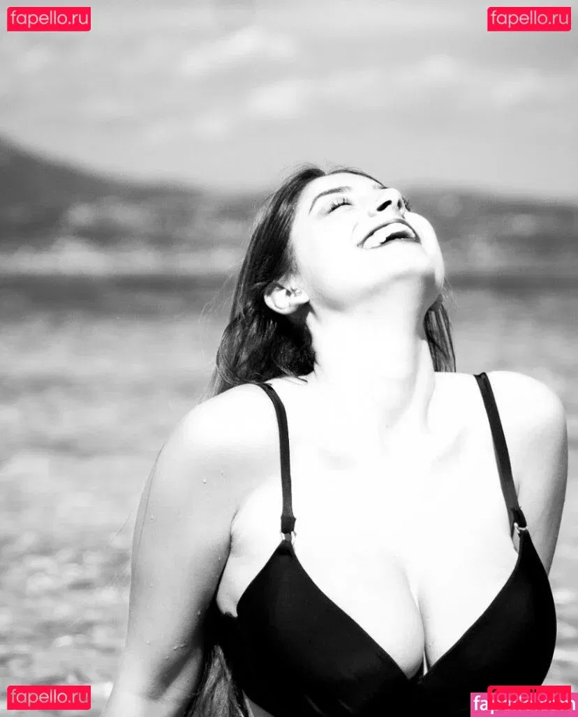 Giusy Piazza Onlyfans Photo Gallery 