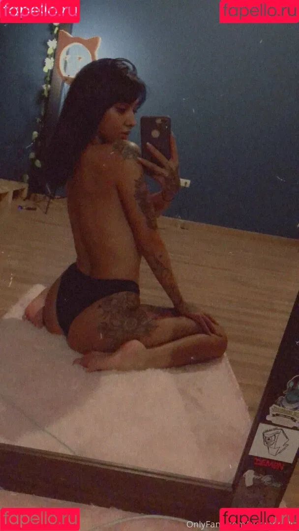 sunmoonlia Onlyfans Photo Gallery 