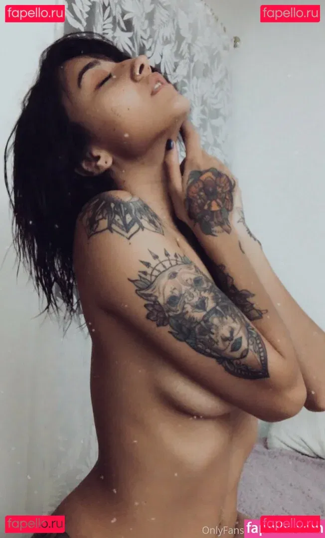 sunmoonlia Onlyfans Photo Gallery 