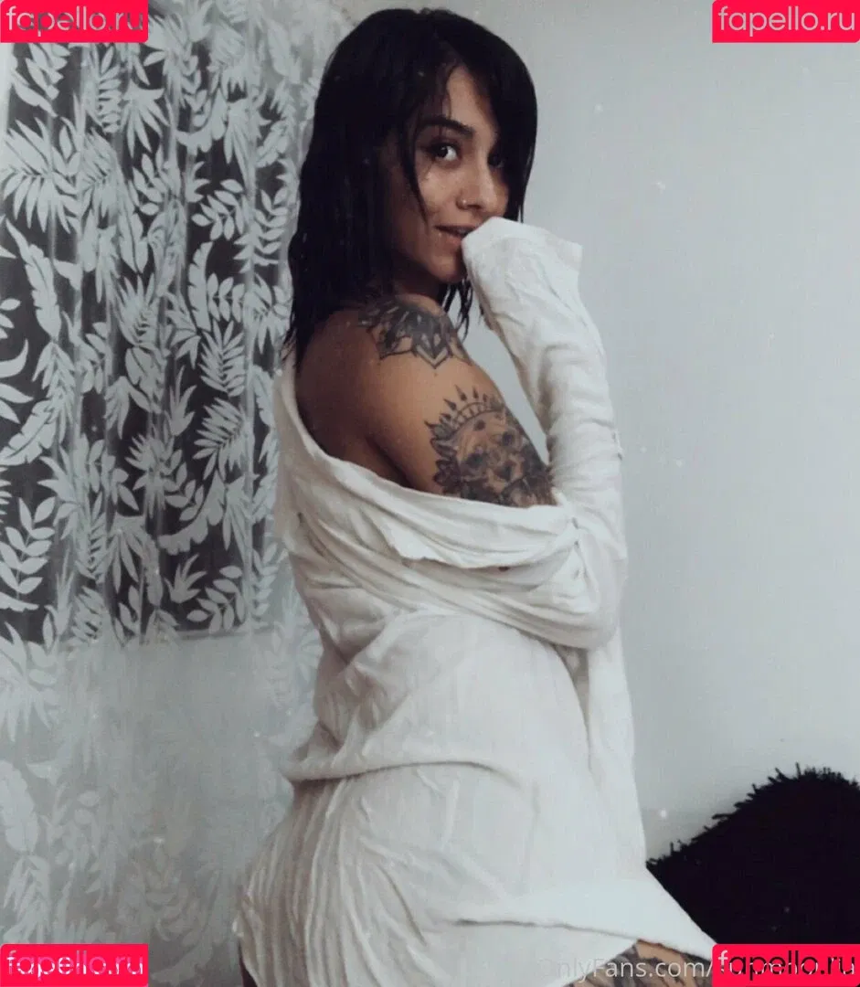 sunmoonlia Onlyfans Photo Gallery 