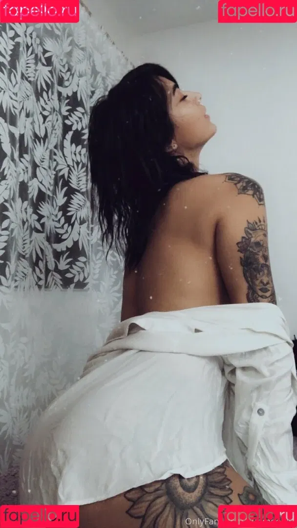 sunmoonlia Onlyfans Photo Gallery 
