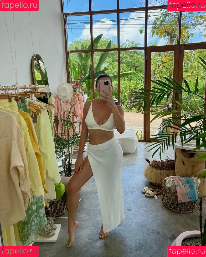 Ariel Kahana Onlyfans Photo Gallery 