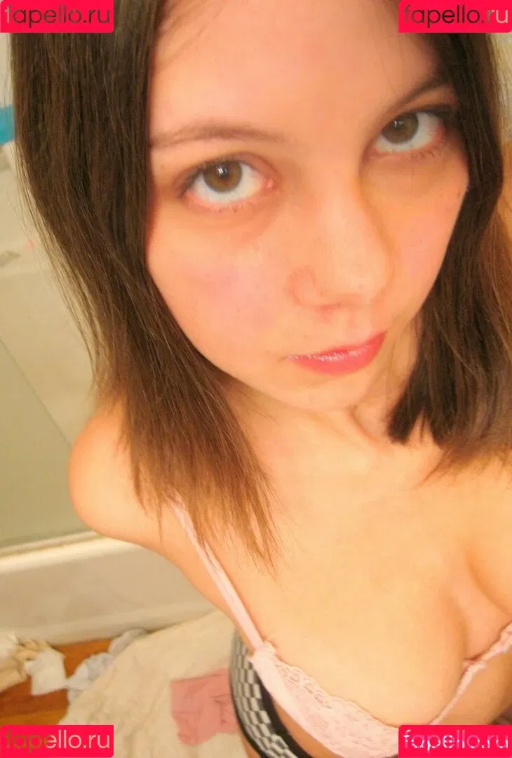 Pretty Boobs Onlyfans Photo Gallery 