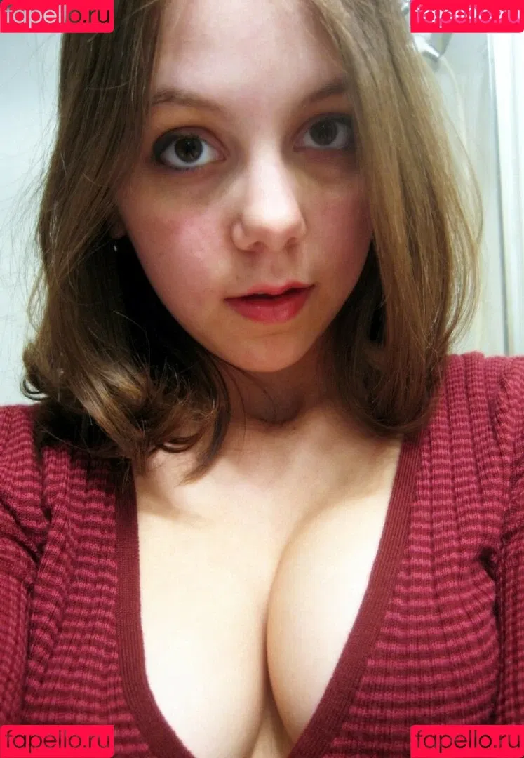 Pretty Boobs Onlyfans Photo Gallery 