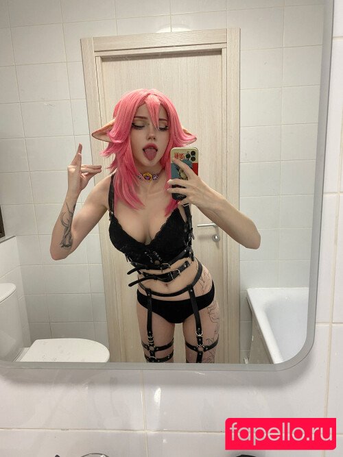 felvelial Onlyfans Photo Gallery 